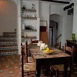 Beautiful Cave-level Stable Converted House Mijas